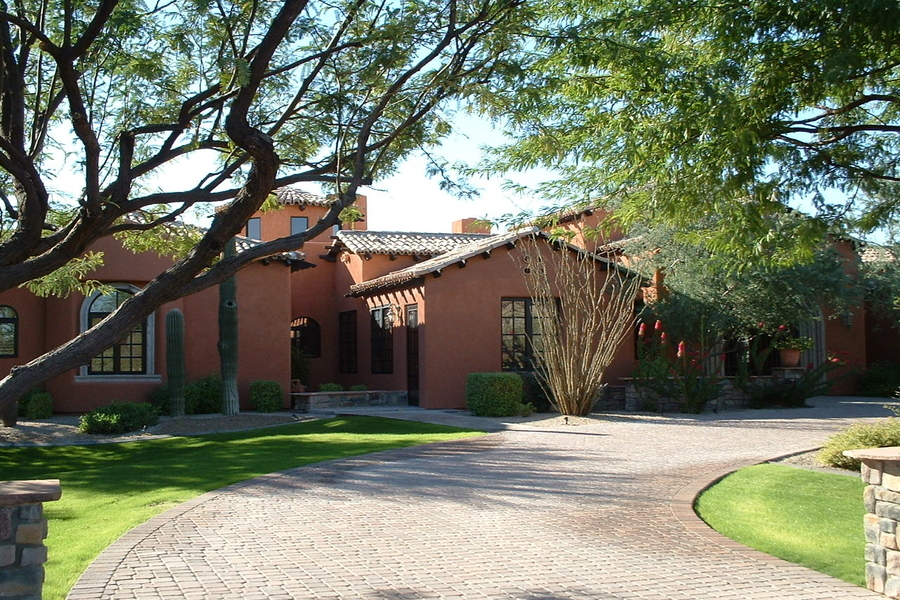 Tomahawk Residence
